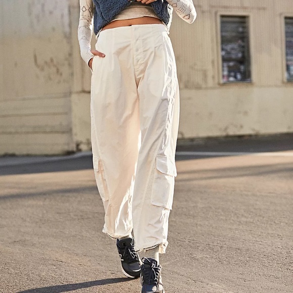 Medium Free People Movement Mesmerize Me Solid Pants Painted White - Picture 2 of 11